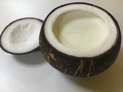 -志龙皇冠吃货椰子铺