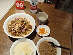 -寻裕记·现炒浇头面(人民广场店)