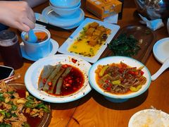 -隔壁老王·家常云南菜(花巷店)