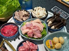-得意咚瓜·顺德鱼生·冬瓜火锅(深圳首店)