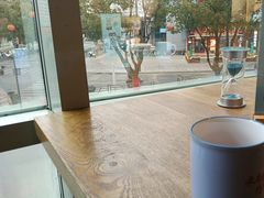 -蜜桃餐厅·伴山(湖滨商业街店)