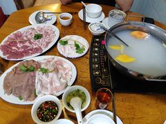 -华哥新鲜猪精品美食