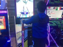 -世代星球·保龄球·镭战真人CS·团建(杨浦店)