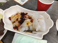 -四季喧黔味豆米火锅(万达广场店)