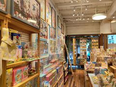 -猫的天空之城概念书店(杭州南宋御街店)