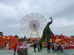 -七彩云南欢乐世界