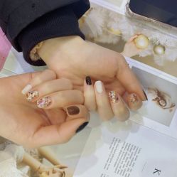-兔兔妹款式美甲美睫