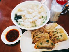 -小姜锅贴(凤凰街店)