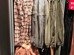 -Hollister(天环广场店)