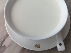 -香港百合居(LCM置汇旭辉广场店)