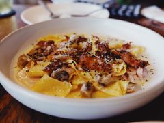 -ROAST coffee & eatery