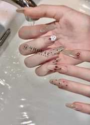 -QHOUSE美甲美睫