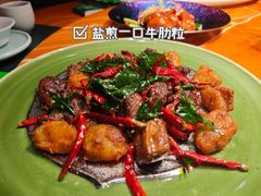 -粤·向群饭店(麓景路店)