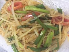 -香巴拉云南餐厅(华莱坞店)