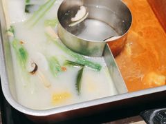 -新辣道鱼火锅(龙旗广场店)