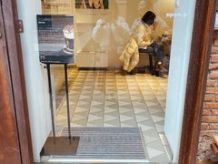 门面-大酉·M Coffee(北京美术馆店)