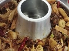 -江城燕子大排档(江汉路步行街店)