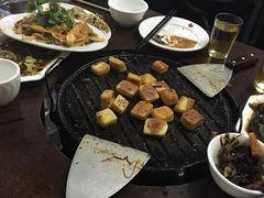 -燚店·铁板鱼蛙·烤肉·烤串(北新桥店)