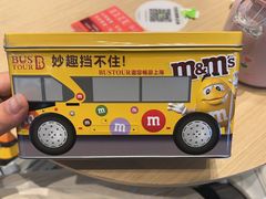 -m豆巧克力世界(上海世茂广场店)