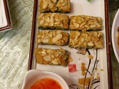 -鹏城人家海鲜酒家·23年老字号(较场尾店)