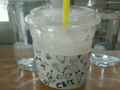 -怪兽咖啡 Monster Cafe