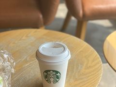 -星巴克臻选(成都环球乐天店)