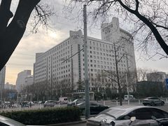 -星巴克(天津站13检票口)