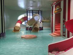 -涨巢·潮玩水疗局