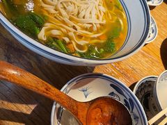 -何家一碗面(南大街店)