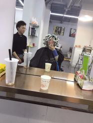 -茶发Salon·烫发染发理发