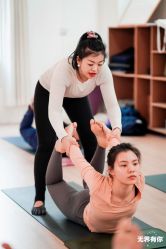 -无界瑜伽普拉提