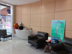 -瑞尔齿科(上海长风大悦城店)