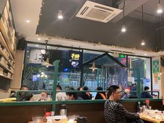 大堂-木屋烧烤(岗顶二店)