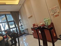 -梅利汴京烤鸭•开封豫菜地标店(东大街店)