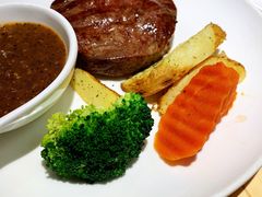 -斗牛士牛排餐厅(嘉里汇店)