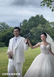 -雪中彩影婚纱摄影·品控旗舰店