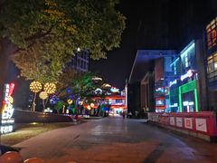 -绿地风尚天地广场