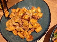 -耶里夏丽·新疆菜·28年喀什老馆(田林东路店)