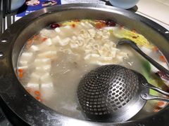 -马家斑.鲜鱼火锅(松湖万科店)