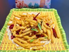 -肥肥虾庄·金牌油焖大虾(杨园滨江时代walk店)