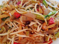 酸笋炒河粉-牛八宝桂林米粉(八里庄店)