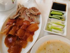 丰泽楼烤鸭-国际饭店·帆声西饼屋(黄河路店)