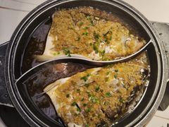 -阿瓦山寨·湘菜现炒·剁椒鱼头王(咸阳总店)