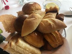 餐前面包-AZUR聚(香格里拉饭店)