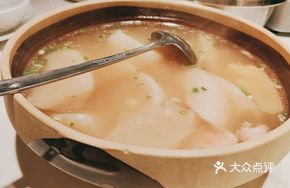Braised Pork Bone with White Radish
