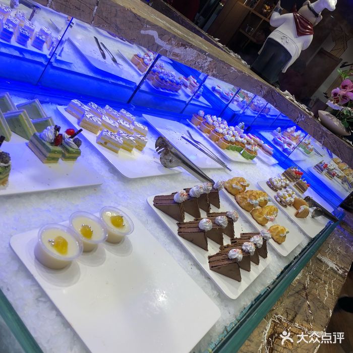 和谐号海鲜烤肉火锅自助餐厅(恒隆店)甜品自助区图片 - 第3张