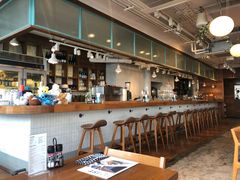 -ROAST coffee & eatery