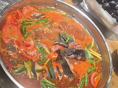 -亮欢寨酸汤鱼(沙冲路店)