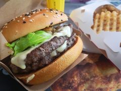 -麦当劳(中山八路店)