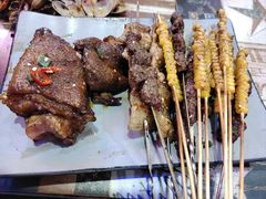 -沪上名羊天下碳烤羊腿•东北烧烤•小龙虾(浦东直营总店)